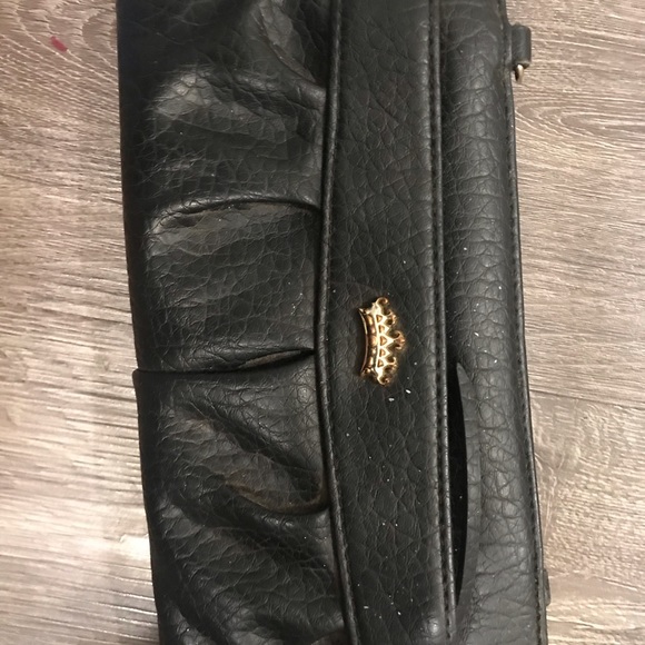 Woman’s clutch - Picture 1 of 1